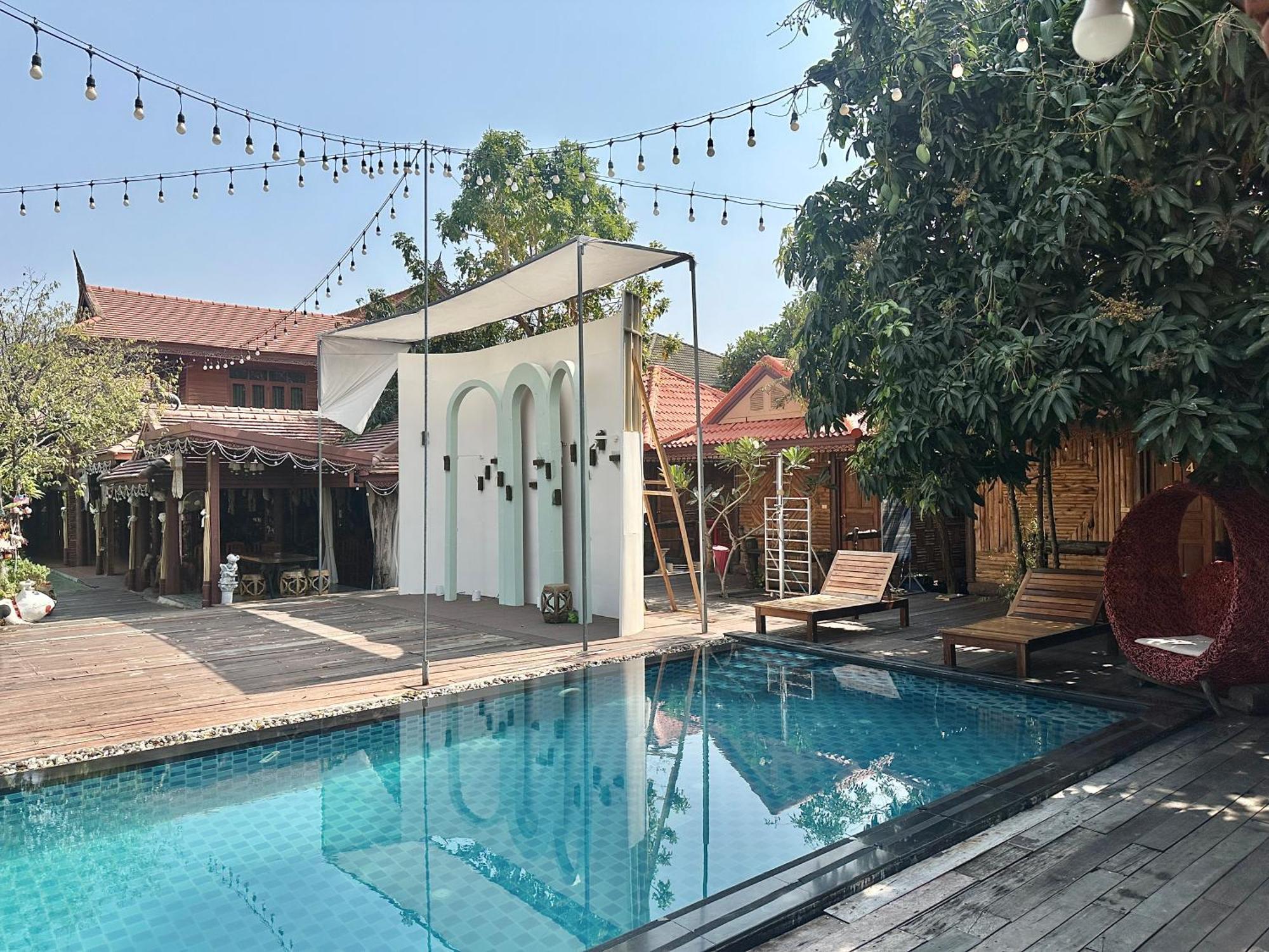 Montri Resort Donmuang Bangkok Buitenkant foto