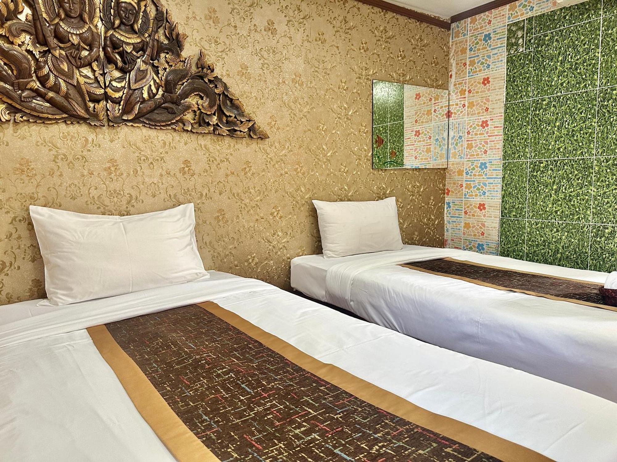 Montri Resort Donmuang Bangkok Buitenkant foto