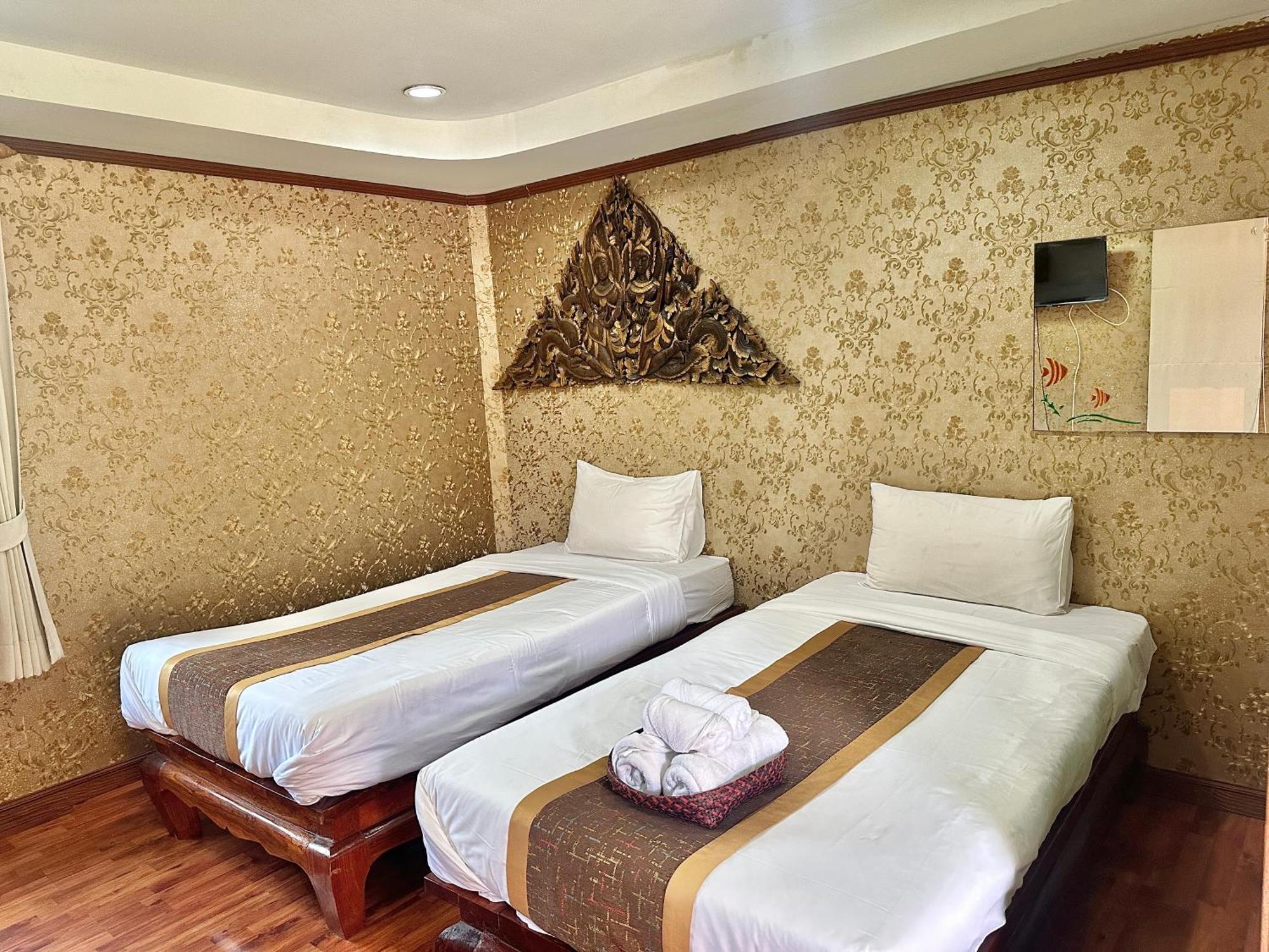 Montri Resort Donmuang Bangkok Buitenkant foto
