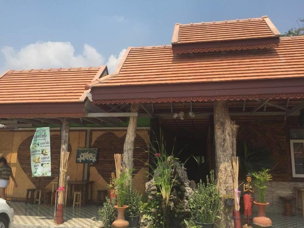 Montri Resort Donmuang Bangkok Buitenkant foto