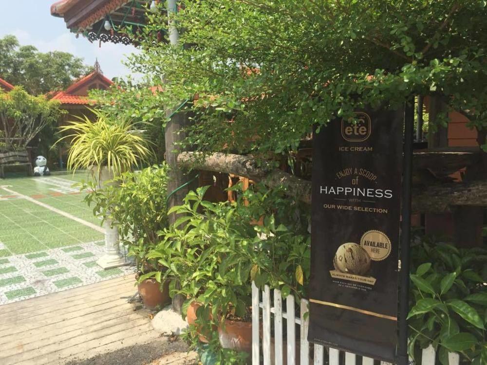 Montri Resort Donmuang Bangkok Buitenkant foto