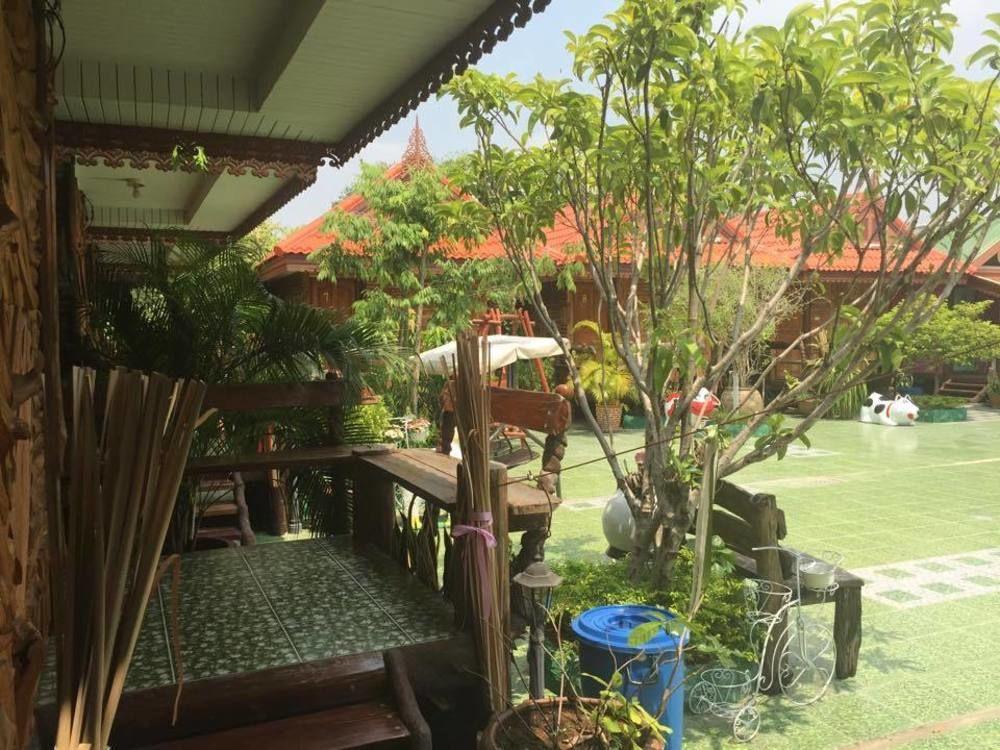 Montri Resort Donmuang Bangkok Buitenkant foto