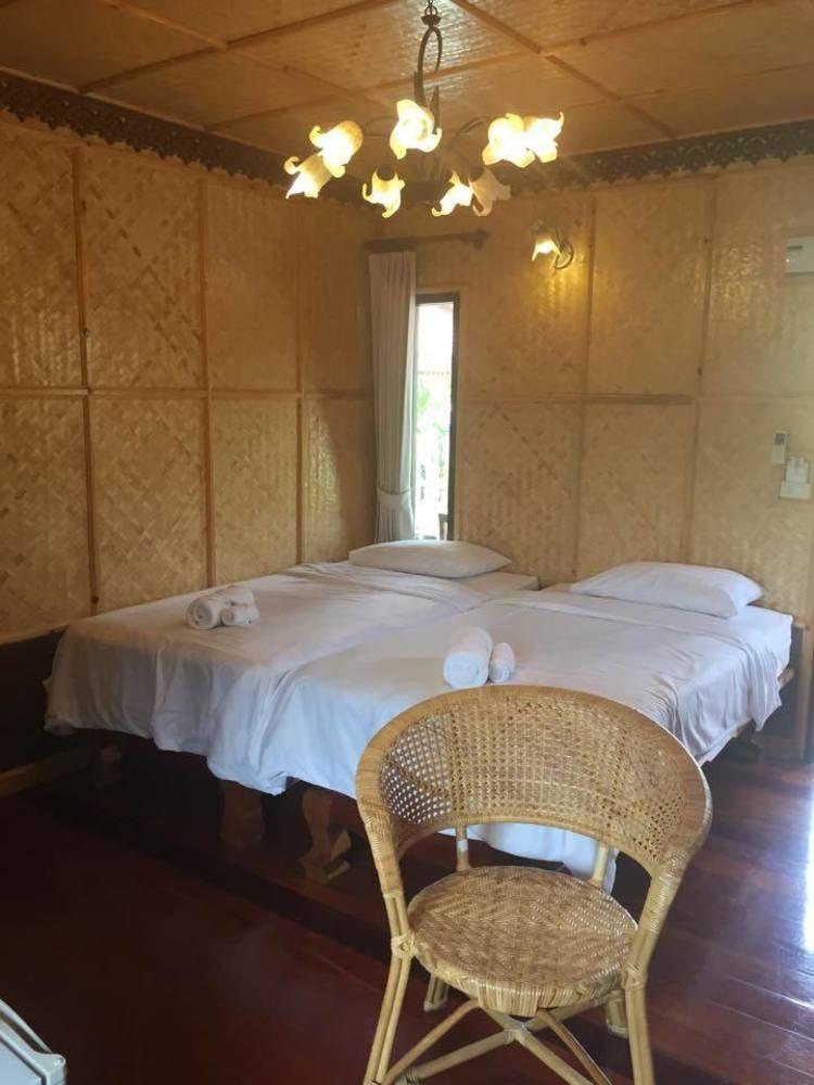 Montri Resort Donmuang Bangkok Buitenkant foto