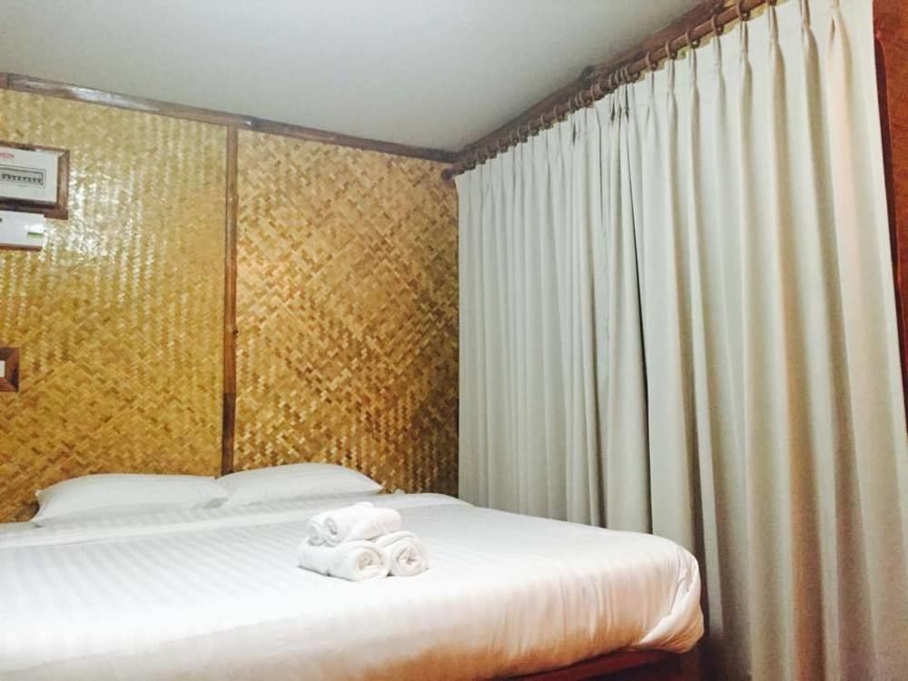 Montri Resort Donmuang Bangkok Buitenkant foto